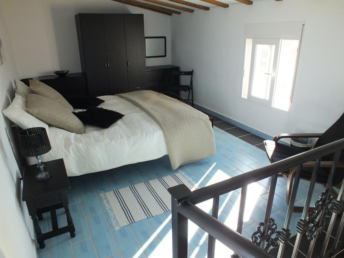 Kayenne Holiday Rentals Iznájar Exteriör bild