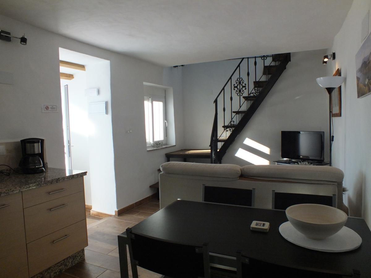 Kayenne Holiday Rentals Iznájar Exteriör bild