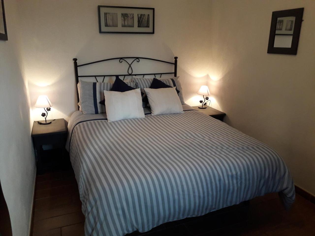 Kayenne Holiday Rentals Iznájar Exteriör bild